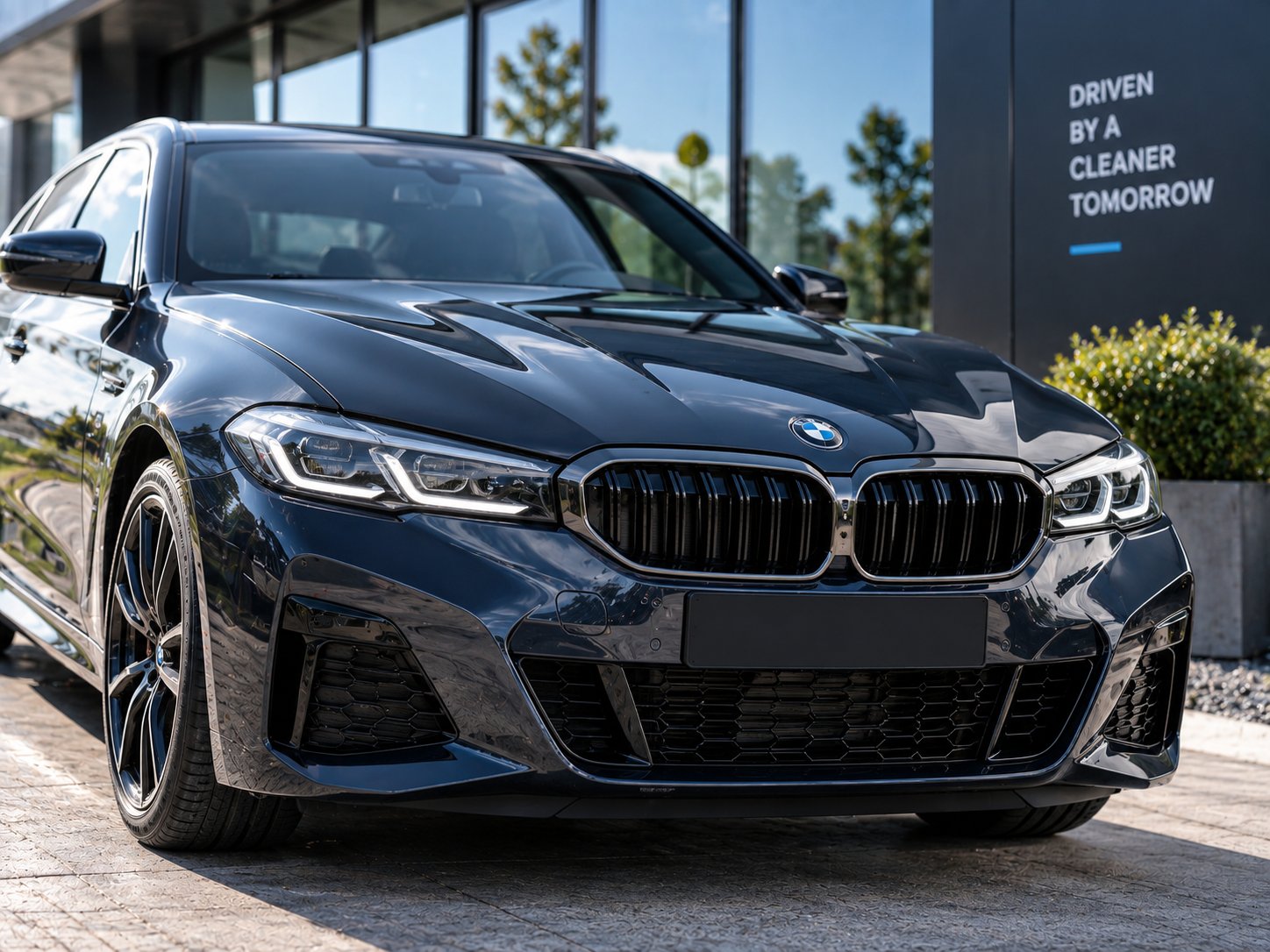 Complete voorzijde van premium auto beschermd met XPEL PPF